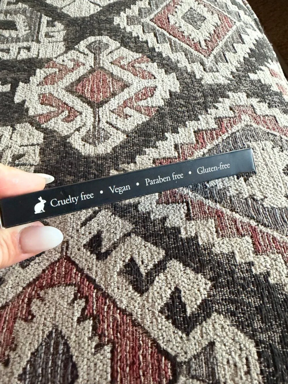 Eleman Beauty liquid eyeliner